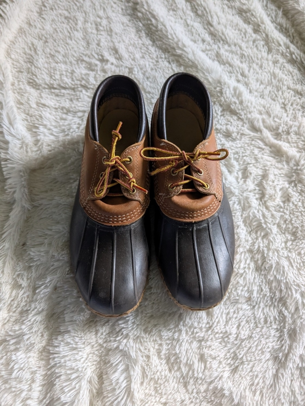 L.L Bean Lace Up Low Profile Leather And Rubber Toe Duck Bean Boots Size 10